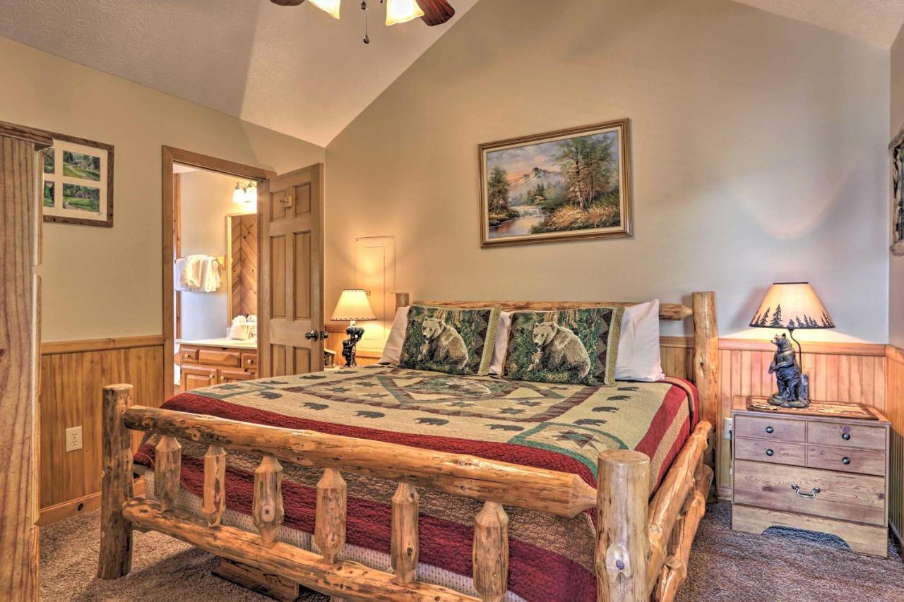 Smoky Mountain Retreat With Hot Tub, Arcade Games Villa Pigeon Forge Exterior photo